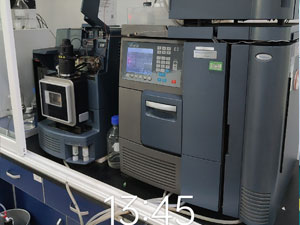 Waters XEVO TQ 三重四极杆液质联用仪工程师现场维修