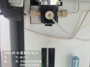 赛默飞U3000液相色谱仪现场维修,处理进样注射器吸样气泡故障
